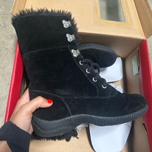 Suede boots